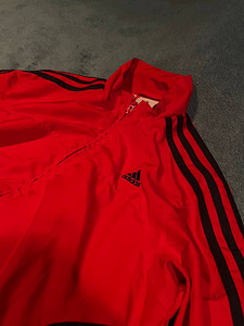 Спортивный костюм Adidas (3 фото из 6)