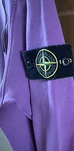 Stone island (2 фото из 3)
