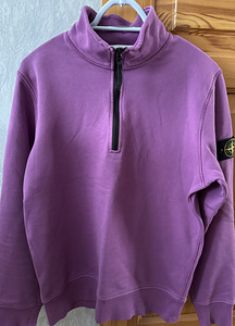 Stone island (3 фото из 3)