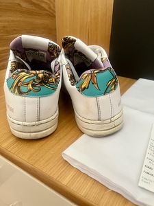 Versace tossud (5 foto / 6)