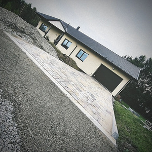 Продажа брусчатки, бордюров (3 фото из 3)