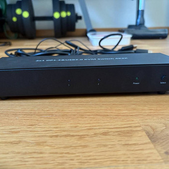 KVM Switch Techly DisplayPort/USB 2x1 Dual Head Video 4K * 3