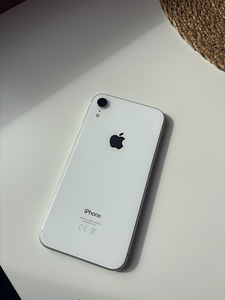 iPhone Xr (1 фото из 3)