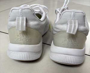 Adidas tossud, s.40 (4 foto / 10)