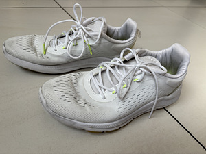 Adidas tossud, s.40 (8 foto / 10)