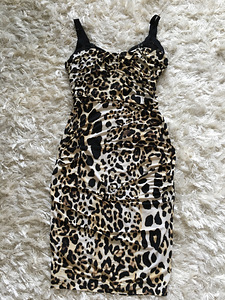 GUESS by Marciano kleit, suurus M (2 foto / 6)