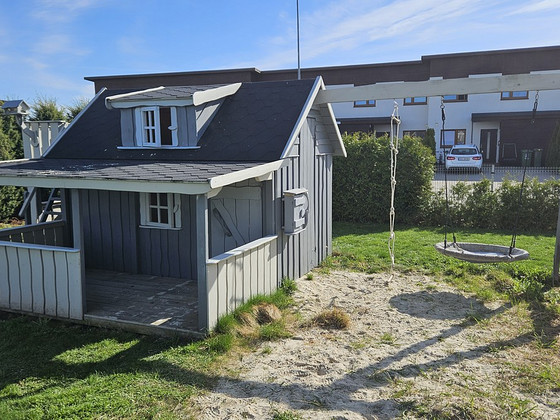 Kahekorruseline laste mängumaja