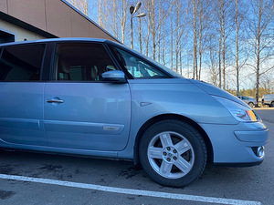 Автомобиль (2 фото из 7)