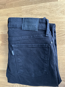 Naiste teksapüksid Levis skinny 26 (1 foto / 3)