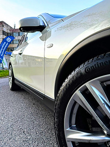 Infiniti EX30 Premium AWD 3.0 TDI V6 175кВ (3 фото из 15)