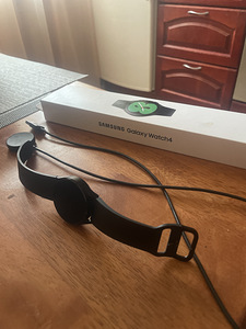 Galaxy watch4 (1 фото из 1)
