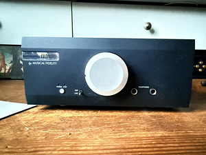 Müüa A-klassi kõrvaklapivõimendi Musical Fidelity M1 HPA (1 foto / 3)