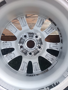Диски Mazda (10 фото из 10)