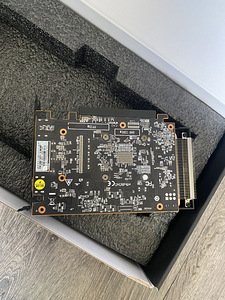 Видеокарта AMD Radeon RX 6500 XT 4 GB Videokaart AMD Radeon (2 фото из 2)
