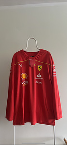 Spordisärk uus särk (1 foto / 3)