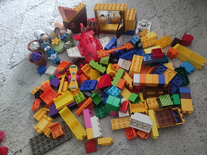 Lego Duplo (1 фото из 1)