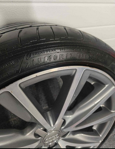 Audi 17 оригинал (3 фото из 5)