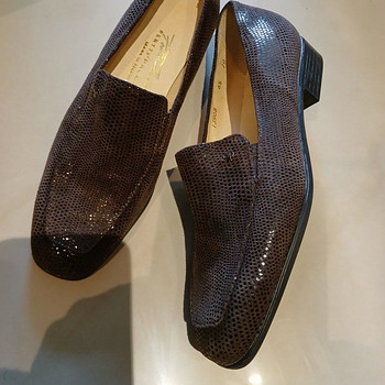 Uued Soome nahast kingad 39,5