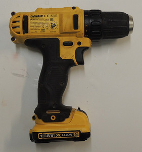 Аккумуляторная дрель DeWalt DCD710 + чемодан (5 фото из 5)