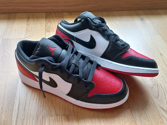 Новые Nike Air Jordan Mid3 38,5