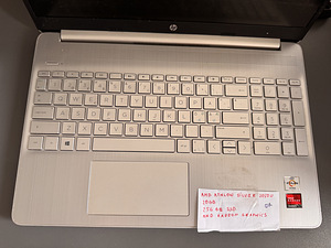 Laptop Hp (4 foto / 7)