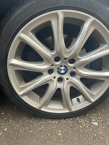 BMW диски R18 (2 фото из 4)