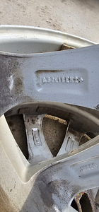 BMW диски R18 (3 фото из 4)