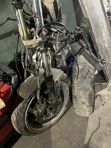 Kawasaki zx600 (1 foto / 3)