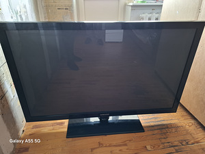 Телевизор Samsung (1 фото из 6)