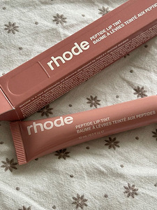 Rhode lip toast (1 фото из 1)