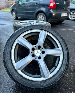 Mercedes R18 veljed koos rehvide ja anduritega (Original) (1 foto / 10)