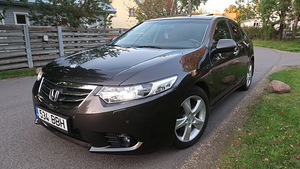 Honda Accord Executive RESTYLE (1 фото из 15)