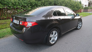 Honda Accord Executive RESTYLE (3 фото из 15)