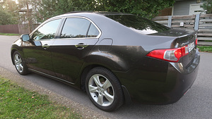Honda Accord Executive RESTYLE (4 фото из 15)