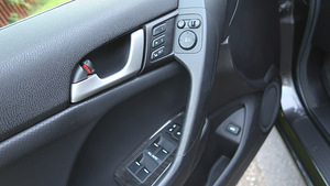 Honda Accord Executive RESTYLE (11 фото из 15)