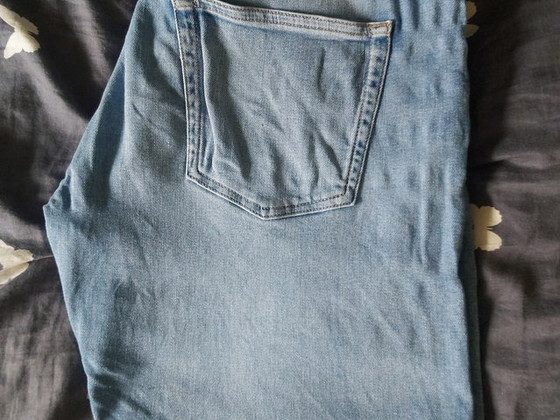 Продаю джинсы Calvin Klein размер 34/34