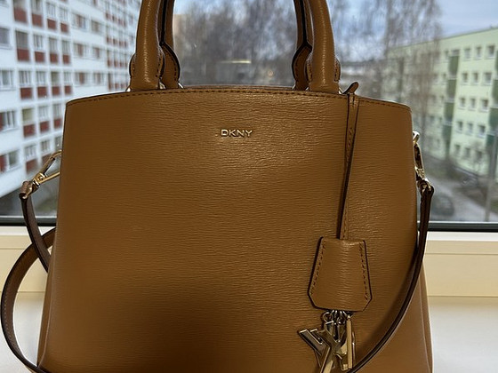 Сумка DKNY