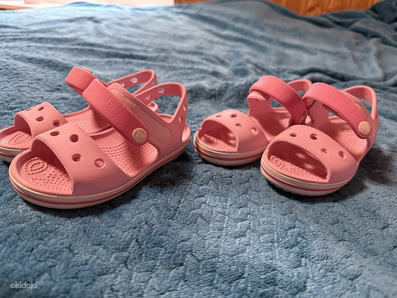 CROCS