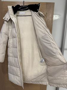 Пуховик Calvin Klein Jeans S (3 фото из 6)