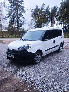 FIAT DOBLO 2015 (2 foto / 10)