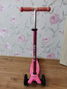 Самокат Micro Maxi (1 фото из 2)