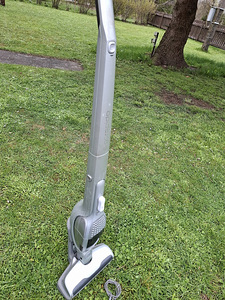 Varstomuimeja Elektrolux CT120NI (1 foto / 2)