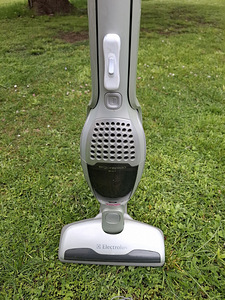 Varstomuimeja Elektrolux CT120NI (2 foto / 2)