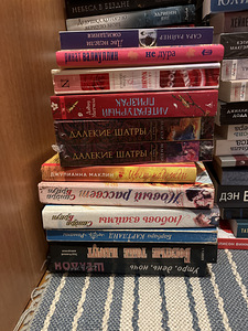 Книги (5 фото из 5)