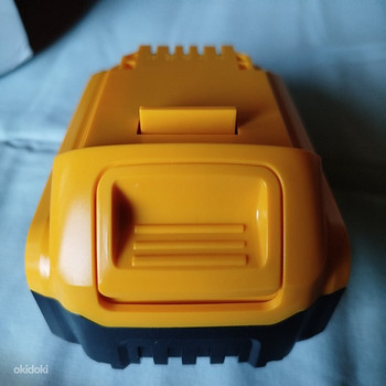 Аккумулятор DeWalt. Новый.