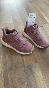 Jalatsid 34-36, Nike, Viking (2 foto / 4)