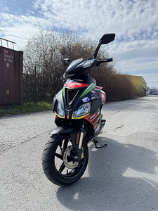 Aprilia sr50 2020a (2 foto / 6)