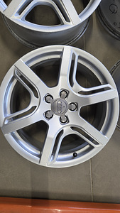 Audi Q5 valuveljed 5x112 8.0Jx18H2 ET 39 (3 foto / 10)