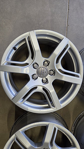Audi Q5 valuveljed 5x112 8.0Jx18H2 ET 39 (4 foto / 10)