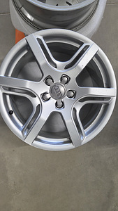 Audi Q5 valuveljed 5x112 8.0Jx18H2 ET 39 (5 foto / 10)